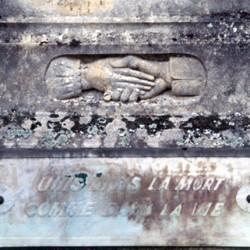 « Unis dans la mort comme dans la vie »