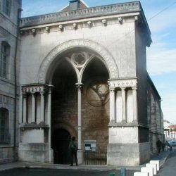 Besançon (25), temple