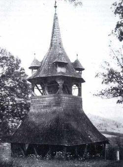 Mezöcsavas (Hongrie), clocher en bois de la fin du XVIe siècle