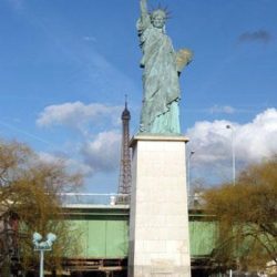 Statue de la Liberté à Paris de Auguste Bartholdi
