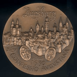 Médaille Confession d’Augsbourg Avers : Luther et Melanchton