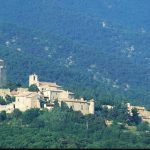 Vue du village du Poët-Laval