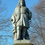 Statue de bronze du Maréchal de Vauban à Avallon (1871), de Bartholdi