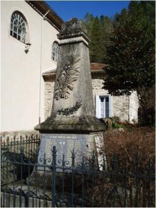 Monument aux morts de l'Estréchure (30)